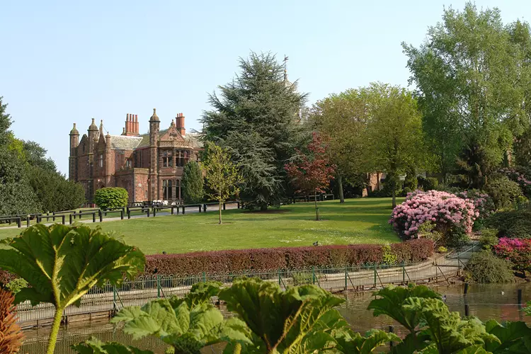 Walton Hall Grounds