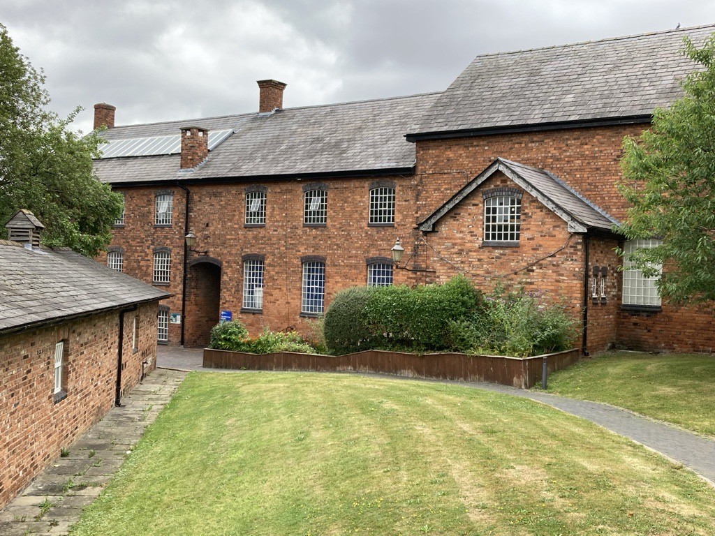 9 Canalside Function Rooms Side View